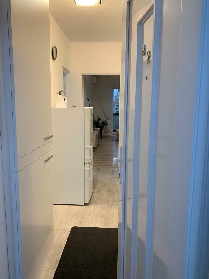 Origo Apartment Gyor Luaran gambar